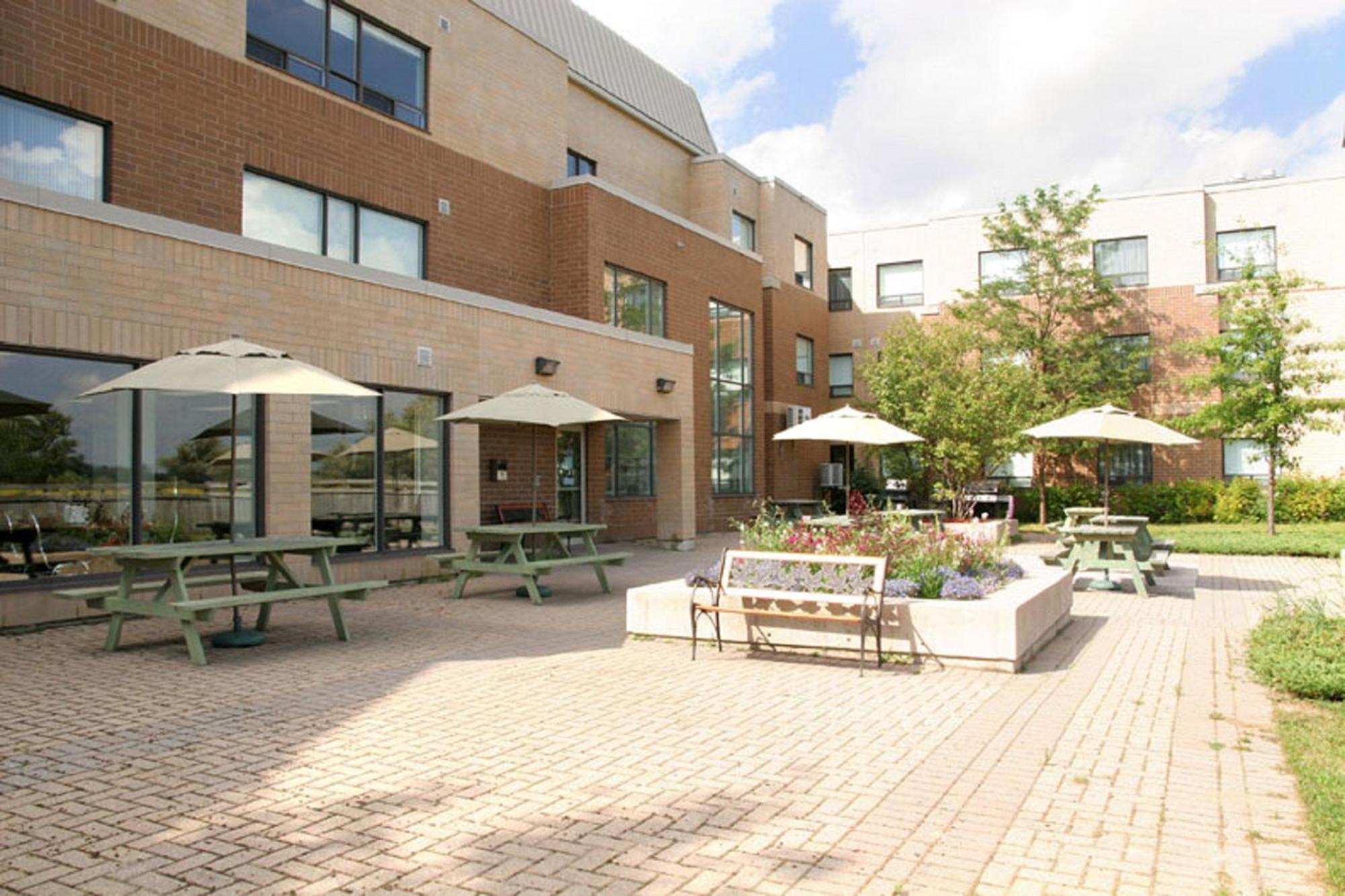 Residence & Conference Centre - King City Zewnętrze zdjęcie